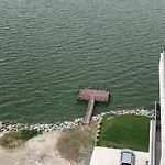 Astoria Lux Sea&lake 66 דירה