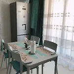 דירה Astoria Lux Sea&lake 66 מאמאיה