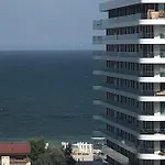 Astoria Lux Sea&lake 66 דירה מאמאיה