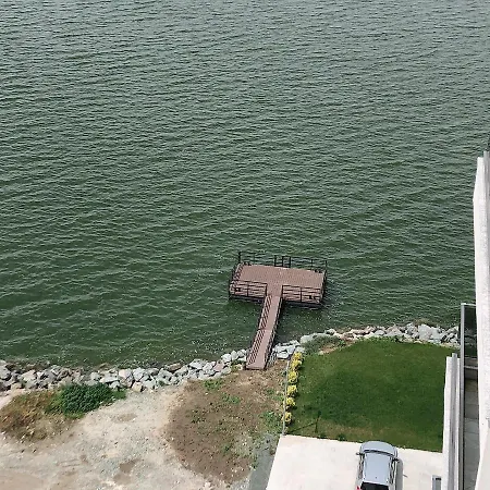 Astoria Lux Sea&lake 66 דירה