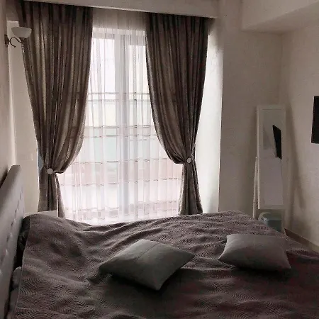 Astoria Lux Sea&lake 66 *